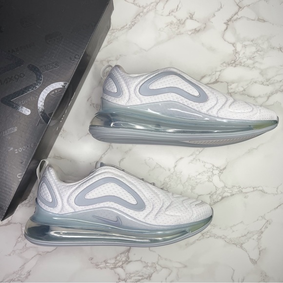 Nike Air Max 720 - Picture 6 of 15